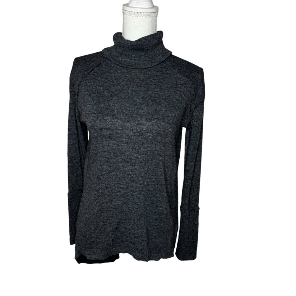 Free People We the‎ Free Grey Slit Back Turtleneck Sweater XS